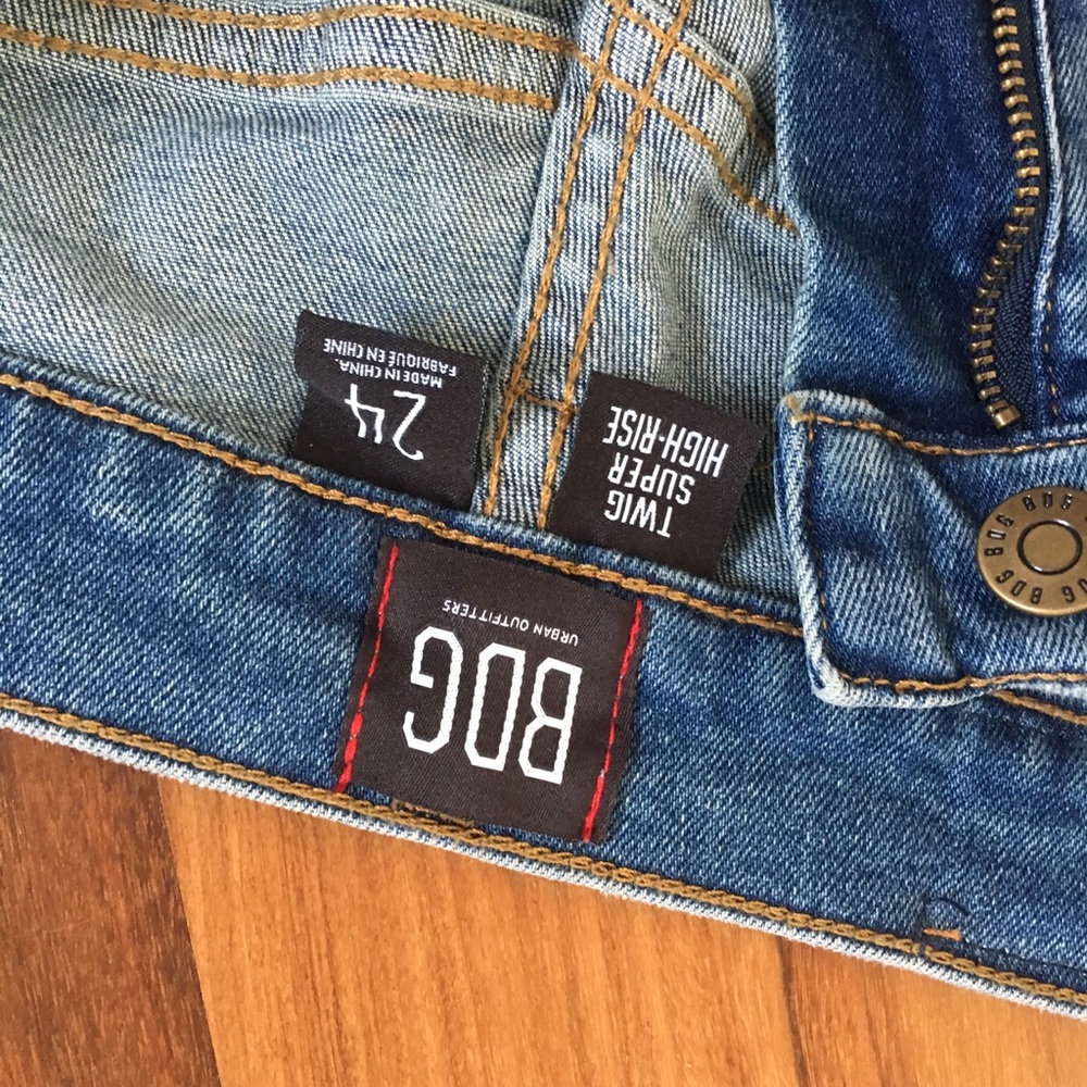 BDG UO high rise jeans!